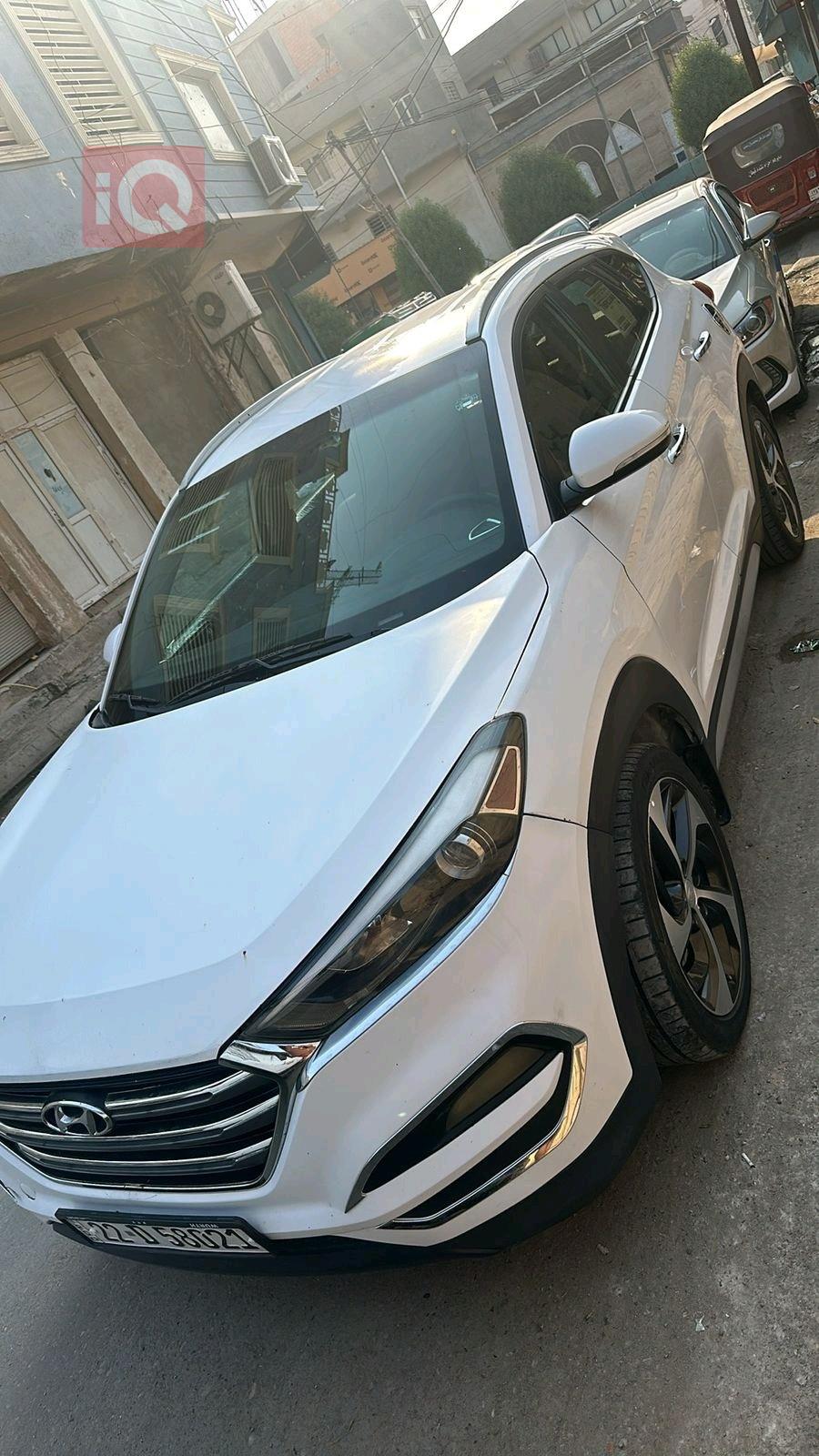 Hyundai Tucson